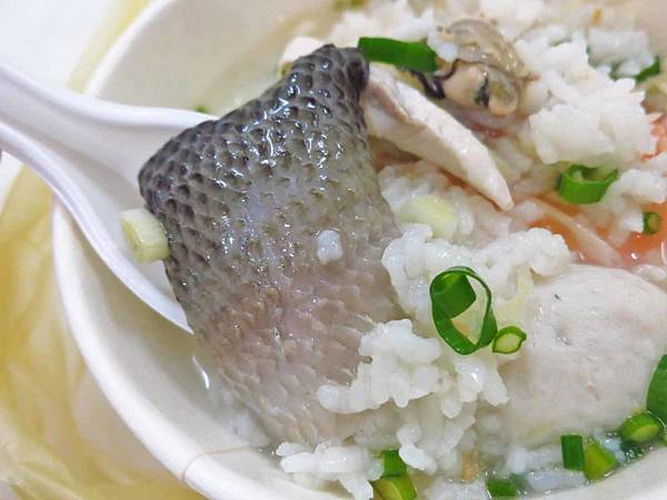 【台北美食】阿勳鹹粥-鮮味指數爆表的美味鹹粥店 【台北美食】阿勳鹹粥-鮮味指數爆表的美味鹹粥店