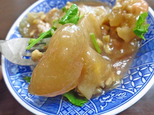 【林口美食】雙喜小吃-比一般還要大一倍的巨大肉圓 【林口美食】雙喜小吃-比一般還要大一倍的巨大肉圓