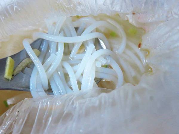 【蘆洲美食】花媽米粉湯-湯頭鮮美的美味米粉湯 【蘆洲美食】花媽米粉湯-湯頭鮮美的美味米粉湯