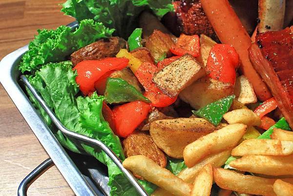 【台北美食】alamode Table-３個人也吃不完的無敵大份量美食！