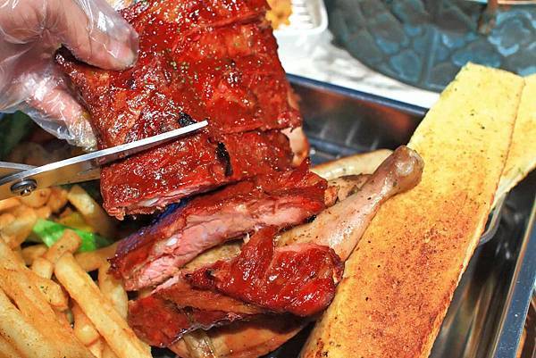 【台北美食】alamode Table-３個人也吃不完的無敵大份量美食！