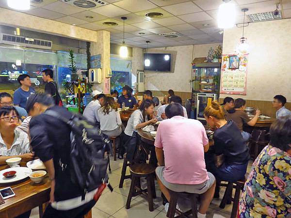 【台北美食】東方泰國小館-厚度超過3公分以上的月亮蝦餅 【台北美食】東方泰國小館-厚度超過3公分以上的月亮蝦餅