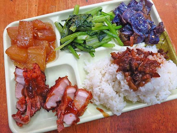 【台北美食】阿嬤的灶腳-吃過都讚不絕口的紅燒肉 【台北美食】阿嬤的灶腳-吃過都讚不絕口的紅燒肉