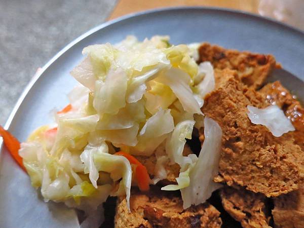 【台北美食】西安街涼麵臭豆腐-大份量又美味的低調美食