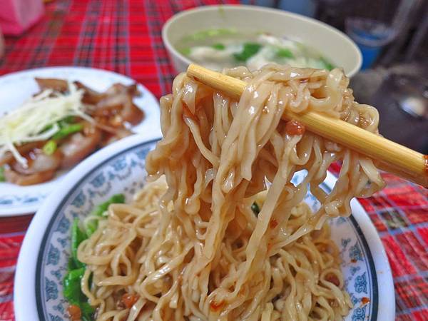 【台北美食】無名路邊攤美食-只有內行人才知道的超低調路邊攤