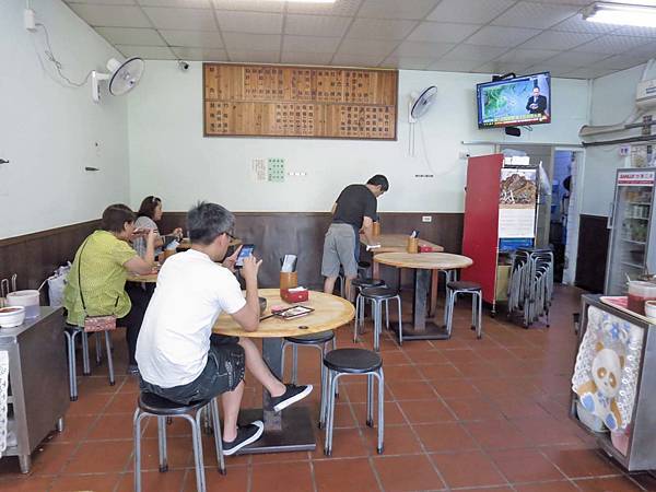 【台北美食】無名鵝肉擔-沒有店名卻深受大家歡迎的美食小吃店