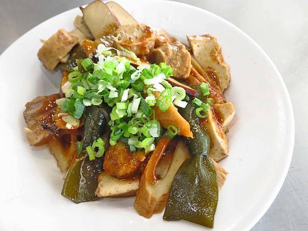 【台北美食】彈芽麵-不少人推薦的Q彈有勁美味麵條