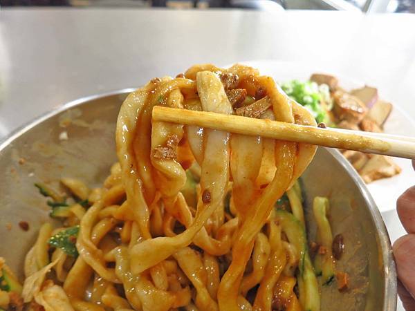 【台北美食】彈芽麵-不少人推薦的Q彈有勁美味麵條
