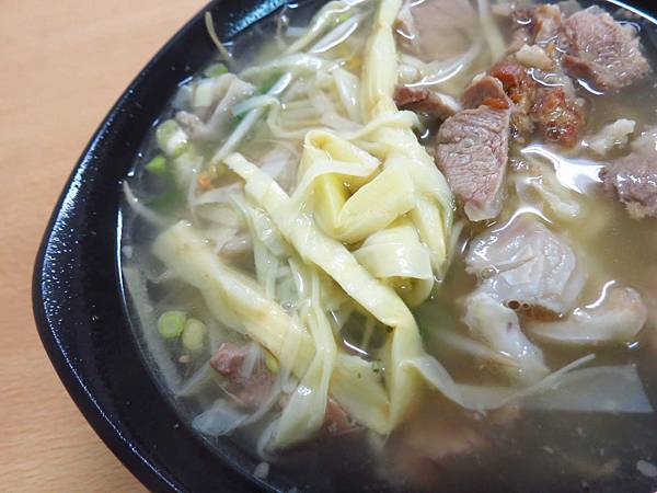 【林口美食】骨仔肉,醬香滷味-軟嫩好入口的骨仔肉 【林口美食】骨仔肉,醬香滷味-軟嫩好入口的骨仔肉