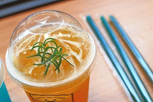 【台北美食】ONECA 丸咖-打卡聖地，少女心大噴發的文青飲料店