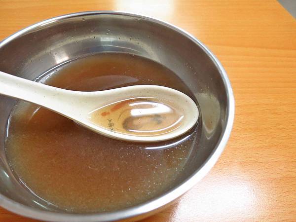 【林口美食】信立牛肉湯-不少網友推薦的台灣牛肉湯專賣店