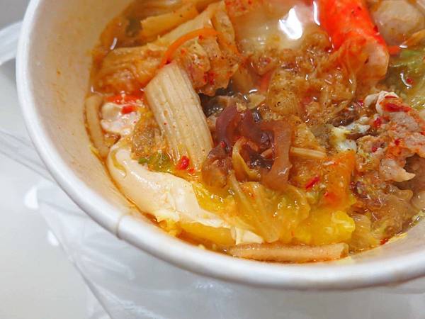 【蘆洲美食】佳味仙鍋燒麵-巷弄裡的大份量美味店家