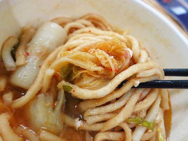 【蘆洲美食】佳味仙鍋燒麵-巷弄裡的大份量美味店家