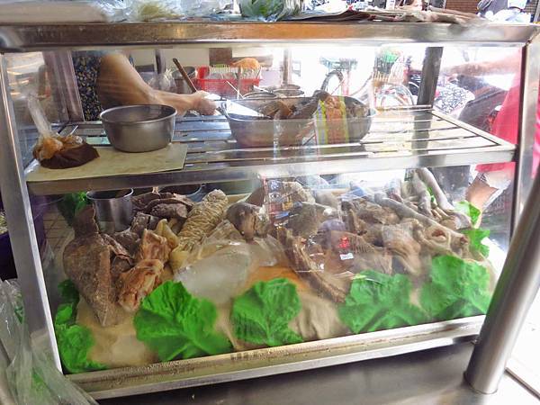 【台北美食】米苔目25米粉湯20-便宜又美味的美食小吃店