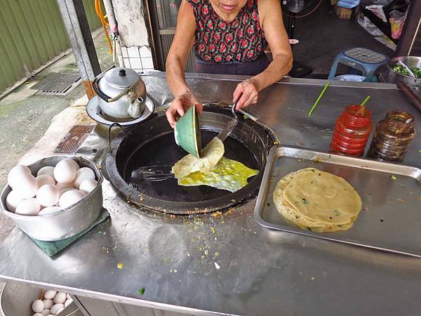 【五股美食】阿嬤古早味蛋餅-沒有店名沒有招牌的超級隱藏版美食