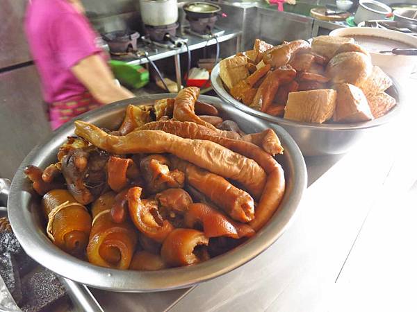 【五股美食】蓬萊小吃店-附近上班族讚不絕口的極品美食