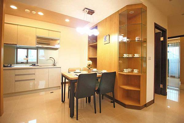 【三重建案】東利八方-台北橋捷運站250米、生活機能便利、巷弄裡的高檔建材捷運宅