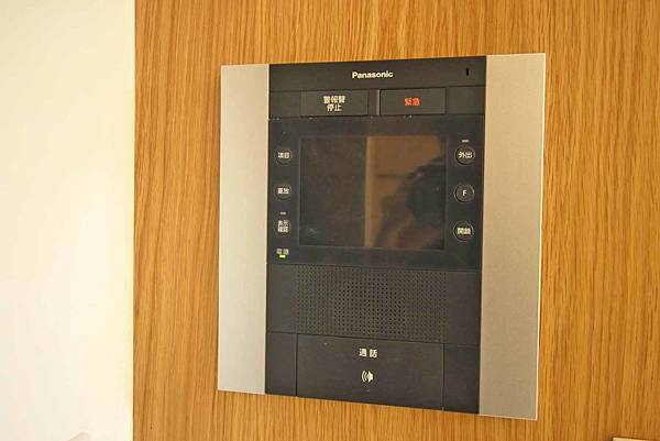 【三重建案】東利八方-台北橋捷運站250米、生活機能便利、巷弄裡的高檔建材捷運宅