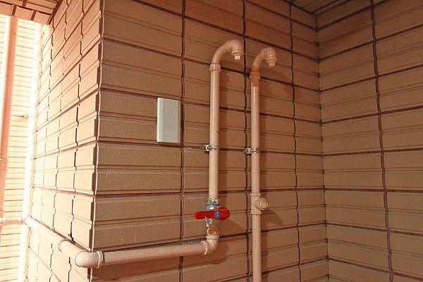 【三重建案】東利八方-台北橋捷運站250米、生活機能便利、巷弄裡的高檔建材捷運宅