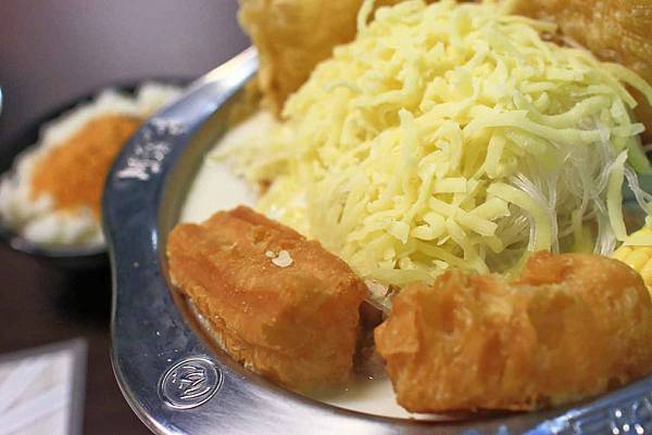 【彰化美食】联亭泡菜鍋-超大份量、用料實在的美味小火鍋