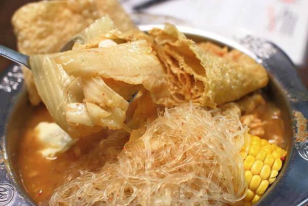 【彰化美食】联亭泡菜鍋-超大份量、用料實在的美味小火鍋