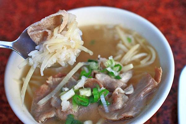 【台中美食】阿旺澄食堂-用餐時間必定大爆滿的超強25年老字號店家