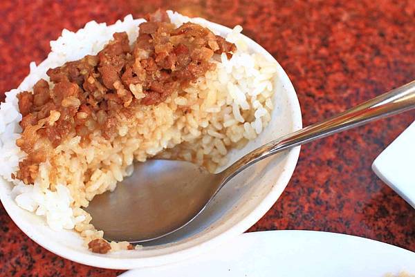 【台中美食】阿旺澄食堂-用餐時間必定大爆滿的超強25年老字號店家