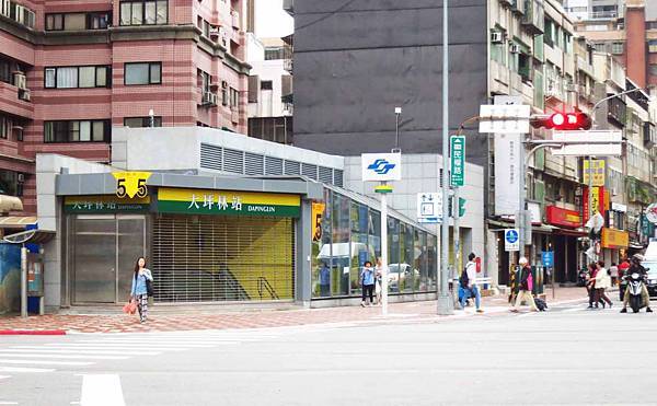 【新店建案】欣聯心-350米雙捷運交匯，坐落上千坪生態公園、百貨商場、摩天大樓附近的絕佳地理位置