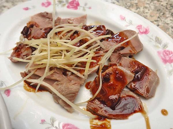 【台北美食】勇伯米苔目-老舊街道裡的50年老字號小吃店