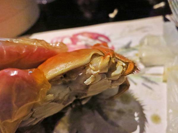 【台北美食】君品雲軒西餐廳-季節限定！大閘蟹無限量吃到飽！