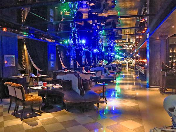 【台北美食】君品雲軒西餐廳-季節限定！大閘蟹無限量吃到飽！