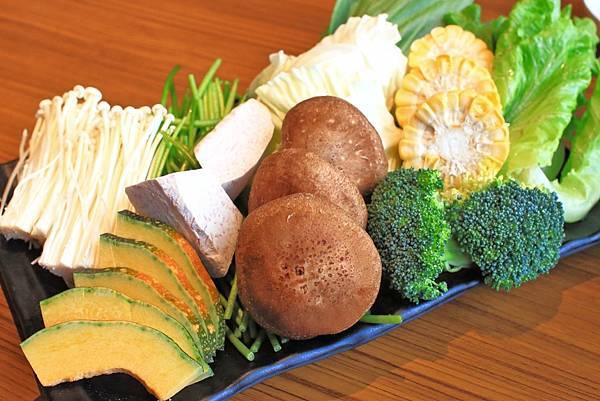 【台北美食】馬太郎鍋物-不到700元和牛無限量火鍋吃到飽