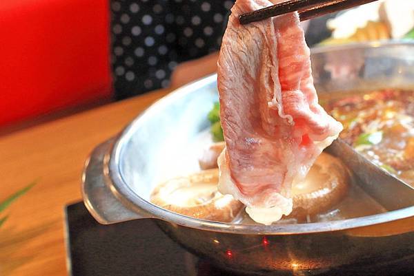 【台北美食】馬太郎鍋物-不到700元和牛無限量火鍋吃到飽