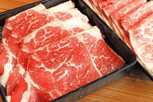 【台北美食】馬太郎鍋物-不到700元和牛無限量火鍋吃到飽