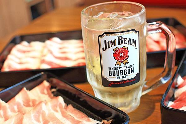 【台北美食】馬太郎鍋物-不到700元和牛無限量火鍋吃到飽