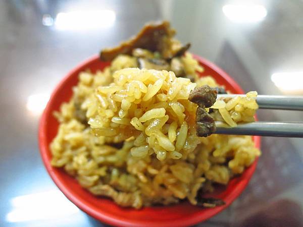 【台北美食】牯嶺油飯-網路評價極高的美食小吃店
