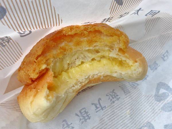 【台北美食】何太守港式菠蘿包專賣店-香氣逼人無法抗俱的美味