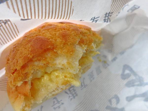 【台北美食】何太守港式菠蘿包專賣店-香氣逼人無法抗俱的美味