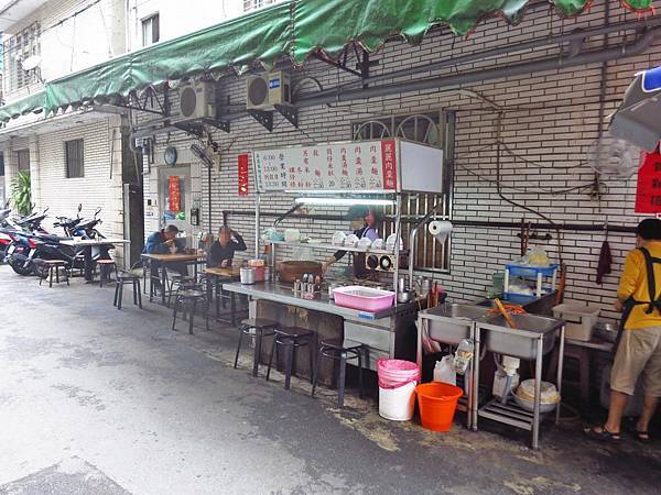 【板橋美食】麗麗肉羹麵-只有內行人才知道的隱藏版美食！