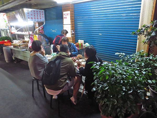 【台北美食】隱藏版路邊攤美食-吃過會讚不絕口的超強鴨肉路邊攤