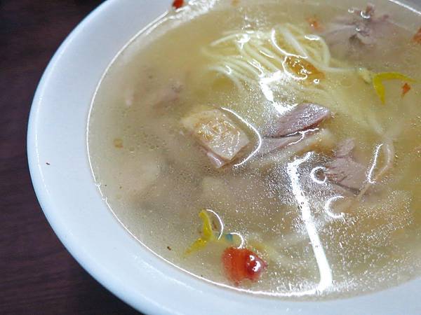 【台北美食】隱藏版路邊攤美食-吃過會讚不絕口的超強鴨肉路邊攤