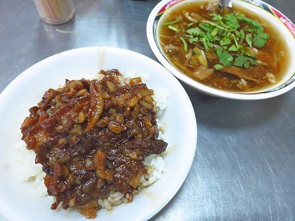 【蘆洲美食】李阿土點心攤-便宜又美味的高CP值小吃店 【蘆洲美食】李阿土點心攤-便宜又美味的高CP值小吃店