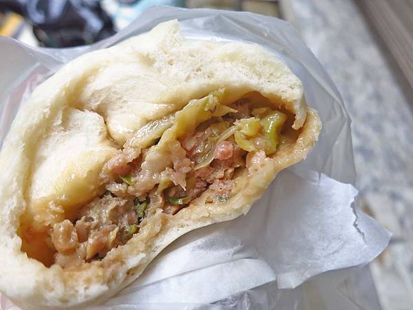 【台北美食】孫記山東包子饅頭-用料實在滿滿湯汁的美味包子店