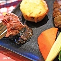 【板橋美食】究極上火焰炙燒牛排-平民的價格卻能吃到高檔餐廳的美味