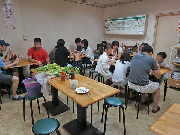 【台北美食】三娘香菇肉粥-網路評價極高的美味肉粥店