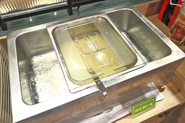 【中和美食】龍石鍋物-全台首創火焰龍蝦石頭爆炒火鍋