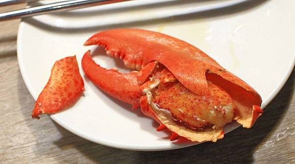 【中和美食】龍石鍋物-全台首創火焰龍蝦石頭爆炒火鍋