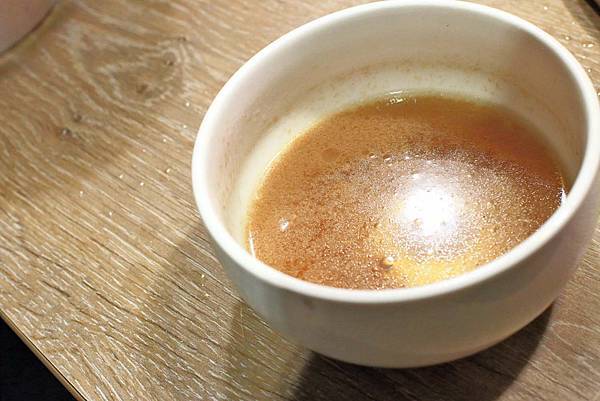 【中和美食】龍石鍋物-全台首創火焰龍蝦石頭爆炒火鍋