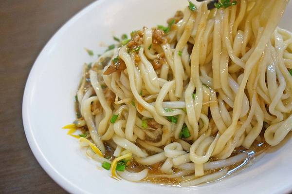 【板橋美食】肥貓小麵館-風味獨特的美味店家