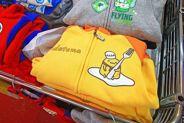 【破盤清出特賣會！下殺兩件１００元起！】PUZZLE拍手童裝特賣破盤大特價，過季商品二件100元、原廠授權卡通童裝更只要１００元、迪士尼、漫威英雄、TOMICA